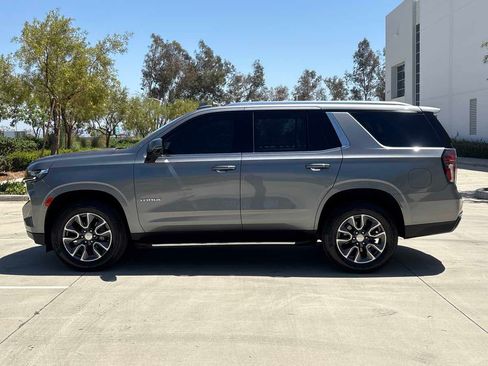 Used 2022 Chevrolet Tahoe LT w/ LT Signature Plus Package AWD/4WD image 6