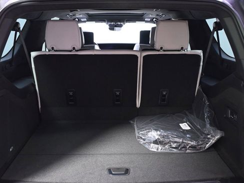 New 2026 Cadillac Escalade ESV Platinum Sport image 19