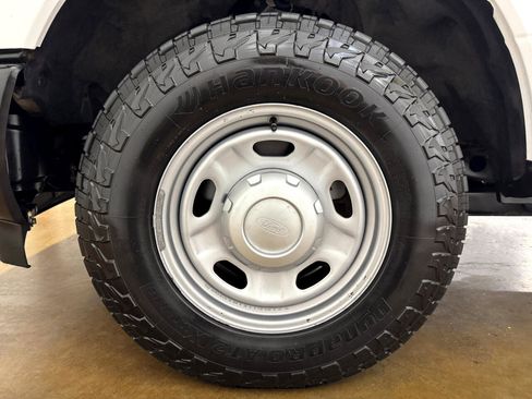 Used 2019 Ford F250 XL w/ Power Equipment Group image 51