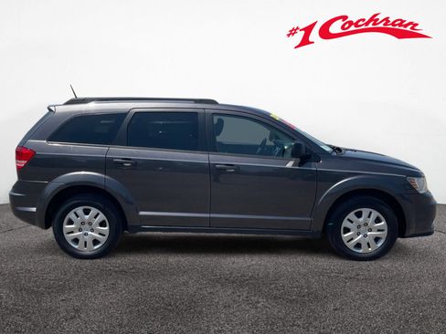 Used 2019 Dodge Journey SE FWD image 27