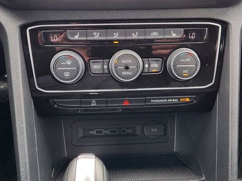 Used 2021 Volkswagen Atlas SEL image 20