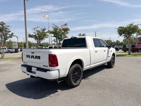 New 2026 RAM 2500 Limited AWD/4WD image 3