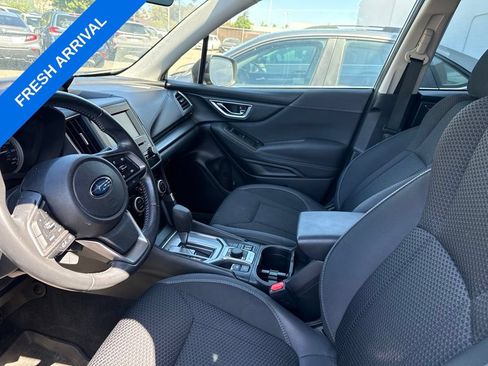 Used 2023 Subaru Forester Premium AWD/4WD image 3