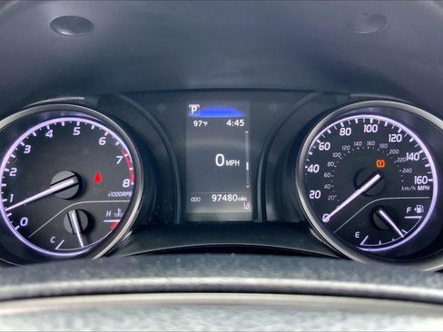 Used 2021 Toyota Camry SE FWD image 25