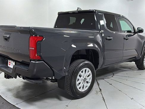 Certified 2024 Toyota Tacoma SR image 5