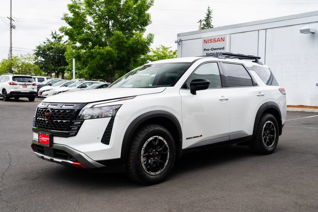 New 2026 Nissan Pathfinder Rock Creek AWD/4WD image 3