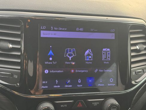 Used 2019 Jeep Grand Cherokee Laredo w/ 18" Wheel & 8.4" Radio Group image 24