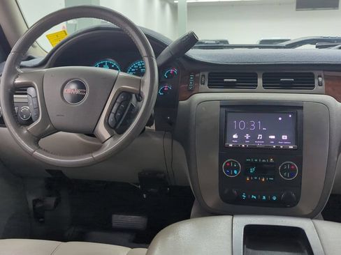 Used 2008 GMC Sierra 1500 SLT w/ SLT Preferred Package AWD/4WD image 22