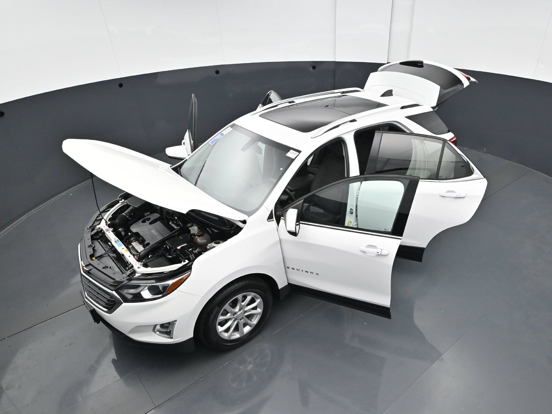 Used 2018 Chevrolet Equinox LT w/ Sun & Infotainment Package FWD image 42