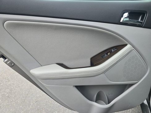 Used 2013 Kia Optima EX w/ Premium Pkg FWD image 21