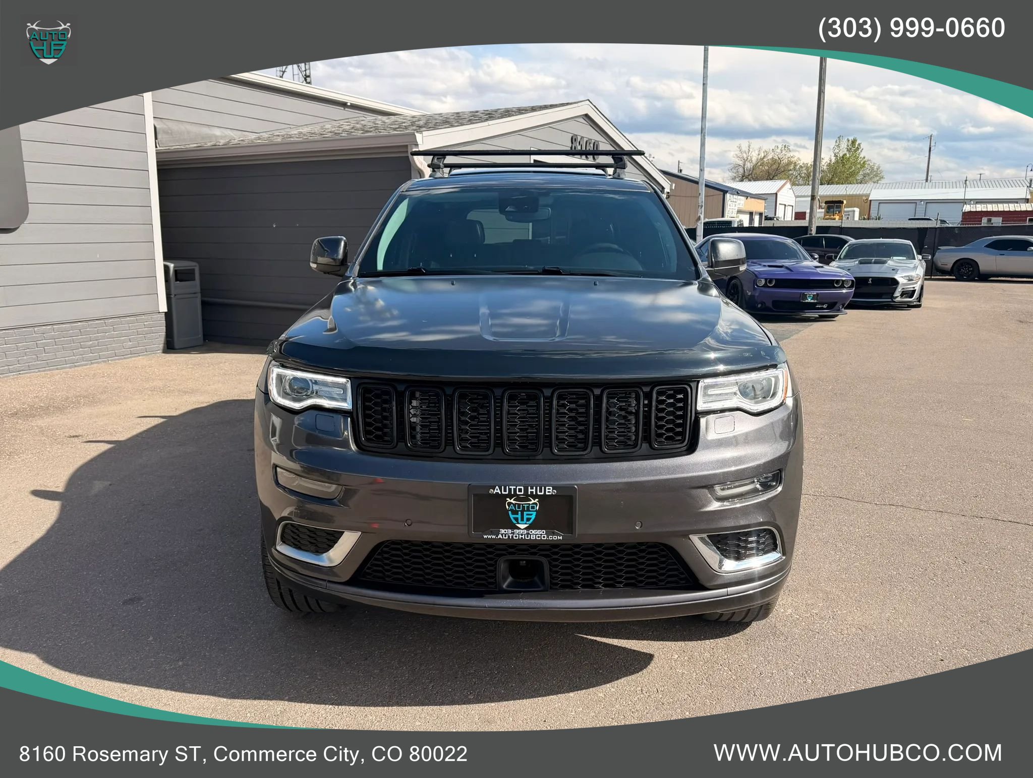 Used 2018 Jeep Grand Cherokee Summit AWD/4WD image 3