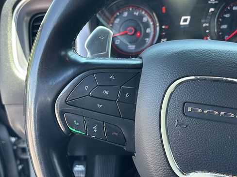 Used 2019 Dodge Charger SXT w/ Blacktop Package RWD image 17