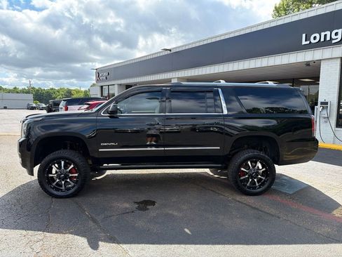 Used 2015 GMC Yukon XL Denali w/ Touring Package AWD/4WD image 11