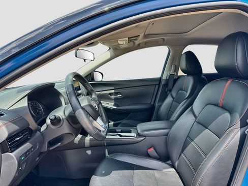 Used 2024 Nissan Sentra SR w/ SR Premium Package FWD image 11
