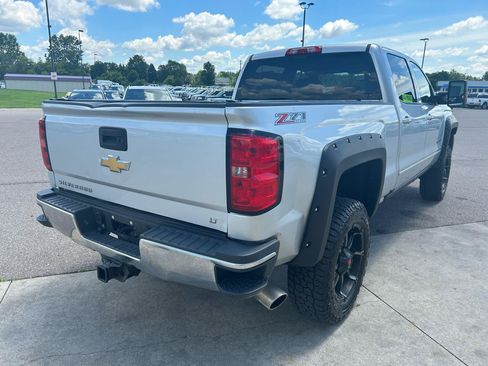Used 2015 Chevrolet Silverado 2500 LT w/ LT Convenience Package AWD/4WD image 5