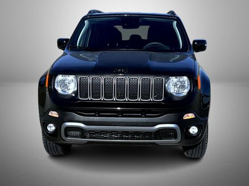Used 2023 Jeep Renegade Latitude image 2