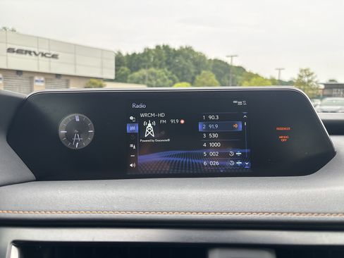Used 2021 Lexus UX 250h w/ Accessory Package (Z1) AWD/4WD image 23