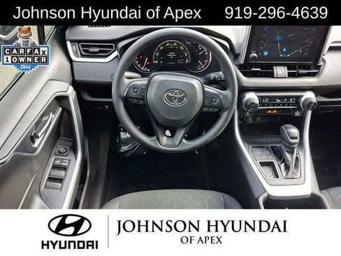 Used 2025 Toyota RAV4 XLE image 21