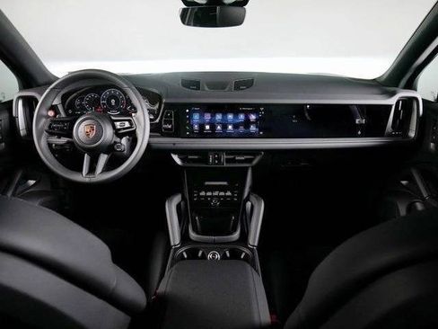 New 2026 Porsche Cayenne AWD/4WD image 12
