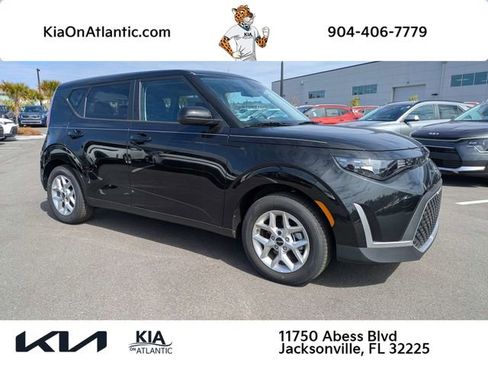 New 2025 Kia Soul LX w/ LX Technology Package image 1