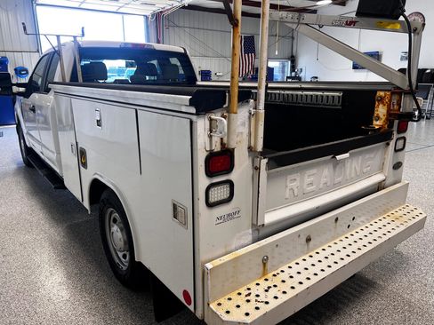 Used 2017 Ford F250 XL w/ Power Equipment Group image 6