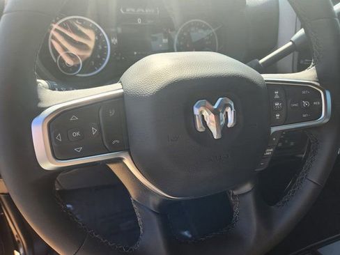 New 2025 RAM 2500 Tradesman AWD/4WD image 21