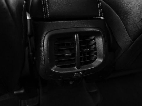 Used 2016 Jeep Cherokee Limited w/ Trailer Tow Group image 32