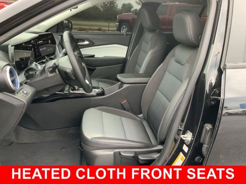 Used 2026 Chevrolet Trax LT w/ Driver Confidence Package FWD image 5