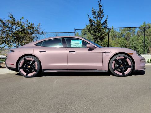 New 2026 Porsche Taycan 4S AWD/4WD image 8