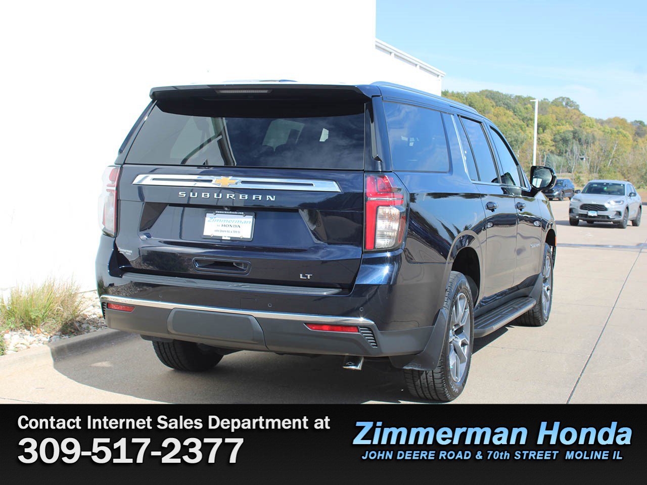 Used 2021 Chevrolet Suburban LT w/ Rear Media and Nav Package AWD/4WD image 2