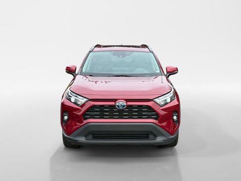 Used 2023 Toyota RAV4 XLE Premium AWD/4WD image 8