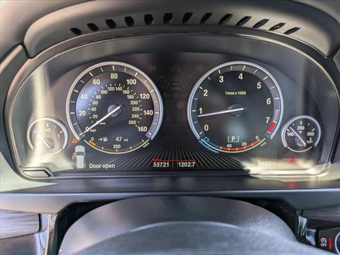 Used 2017 BMW X5 xDrive50i AWD/4WD image 10