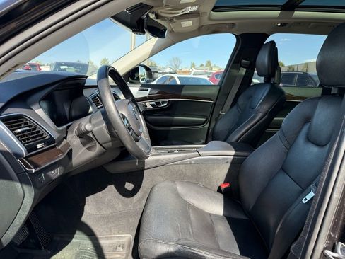 Used 2016 Volvo XC90 T6 Momentum w/ Momentum Plus Package AWD/4WD image 15