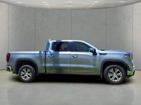 Used 2024 GMC Sierra 1500 SLT RWD image 4
