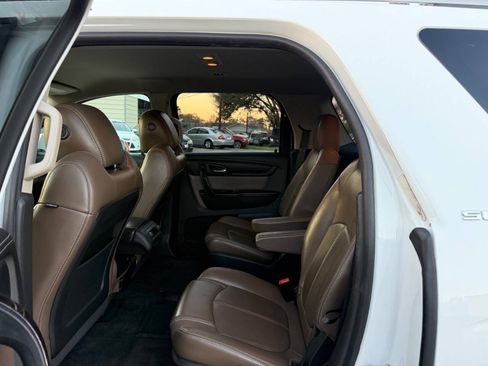Used 2016 GMC Acadia SLT FWD image 19