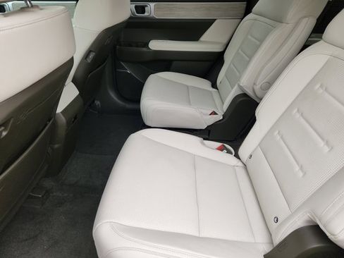 Certified 2025 Hyundai Santa Fe Calligraphy image 31