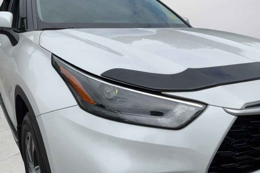 Used 2024 Toyota Highlander XLE FWD image 29