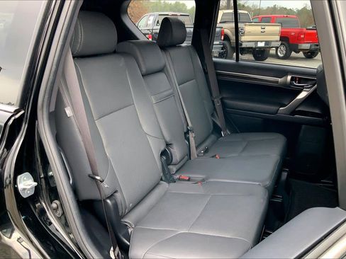 Used 2023 Lexus GX 460 Premium image 38