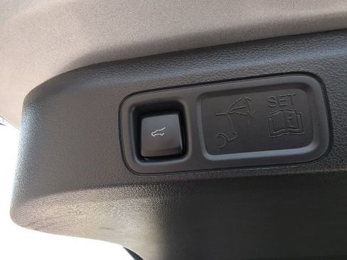 Used 2023 Ford Expedition Max XLT AWD/4WD image 42