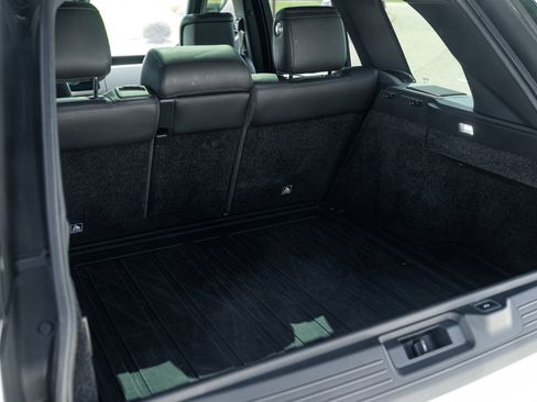 Used 2020 Land Rover Range Rover HSE image 31