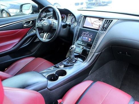 Used 2021 INFINITI Q60 Red Sport 400 image 27