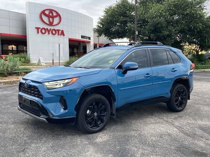 Used 2024 Toyota RAV4 SE