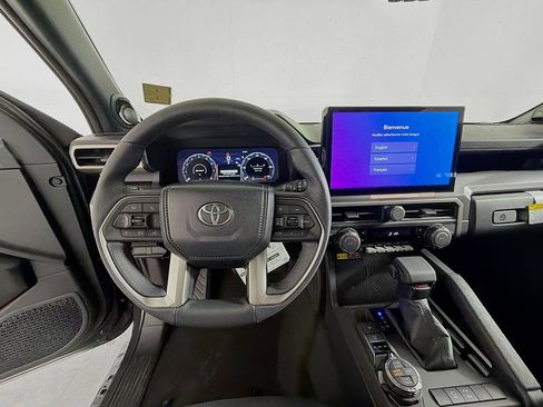 New 2026 Toyota 4Runner TRD Off-Road Premium AWD/4WD image 12