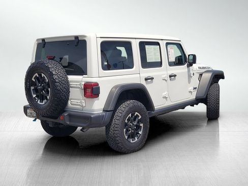 Used 2025 Jeep Wrangler Unlimited Rubicon 4xe w/ Safety Group AWD/4WD image 4