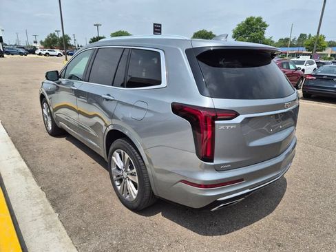 Used 2024 Cadillac XT6 Premium Luxury w/ LPO, Floor Liner Package AWD/4WD image 9