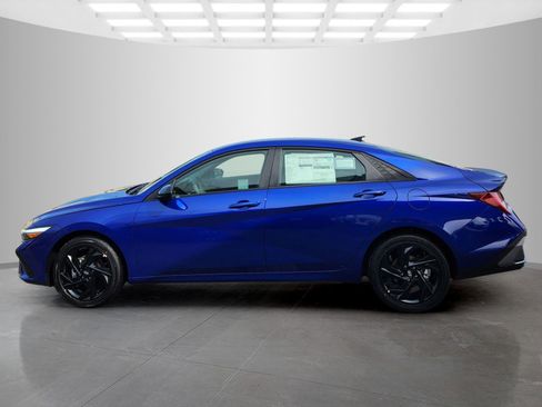 New 2026 Hyundai Elantra Sport w/ Cargo Package FWD image 4