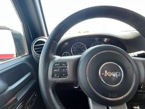 Used 2016 Jeep Wrangler Unlimited Sport AWD/4WD image 11