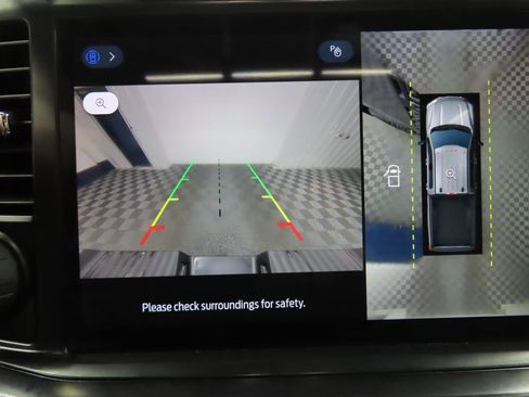 Used 2023 Ford F250 Lariat w/ Lariat Ultimate Package image 16