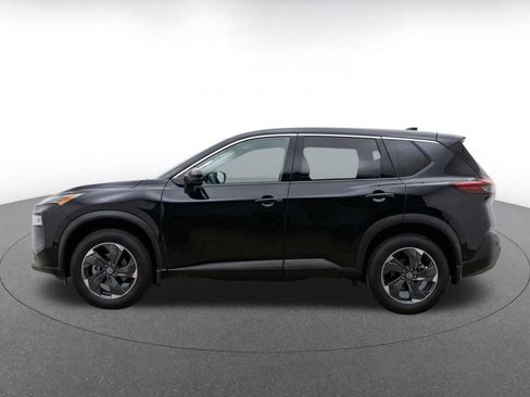 Used 2025 Nissan Rogue SV FWD image 4