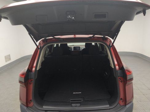Used 2023 Nissan Rogue SV AWD/4WD image 29